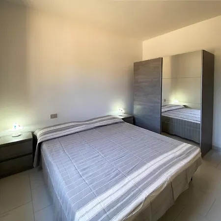 Le Residenze Bonsai סאן תאודורו